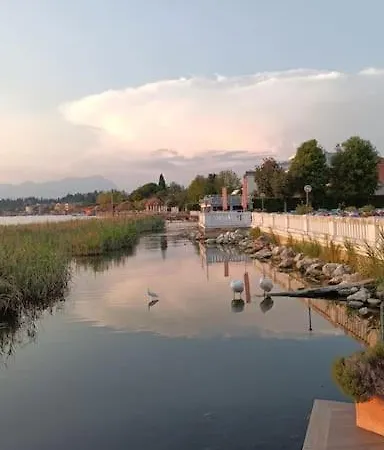 Beachhouse * Sirmione