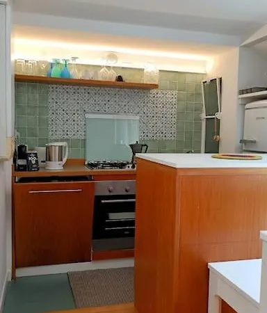 Beachhouse Apartamento Sirmione